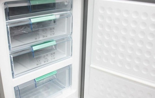 証拠のポリ塩化ビニール冷却装置ドア・シールのプラスチック シールのストリップの塵を払って下さい